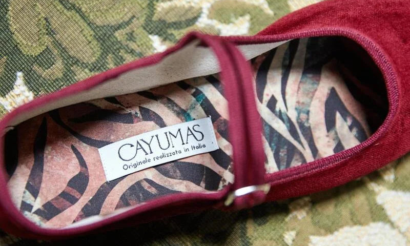 diferencia entre zapato hecho y un zapato fabricado