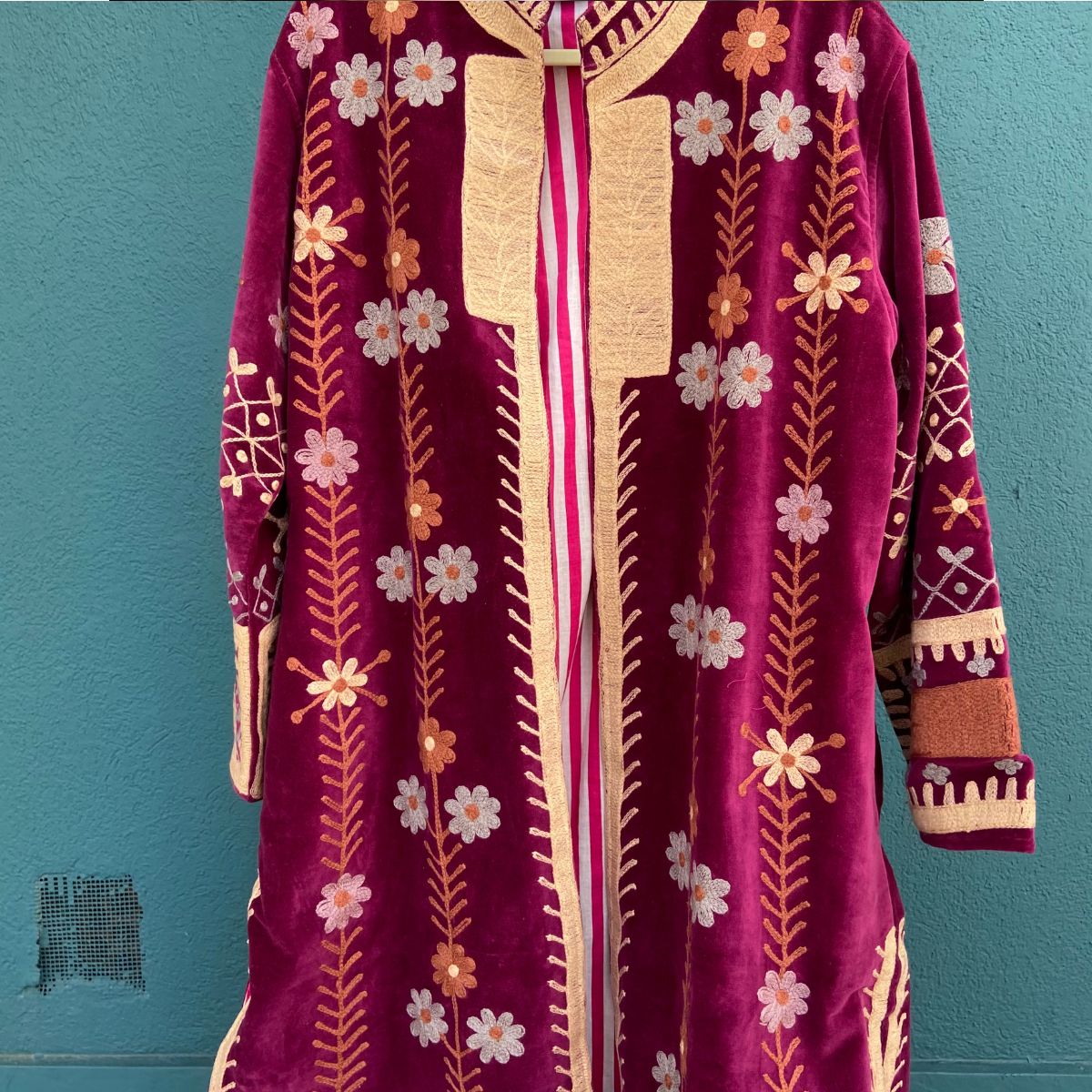 Bordeaux Beige Velvet Kimono