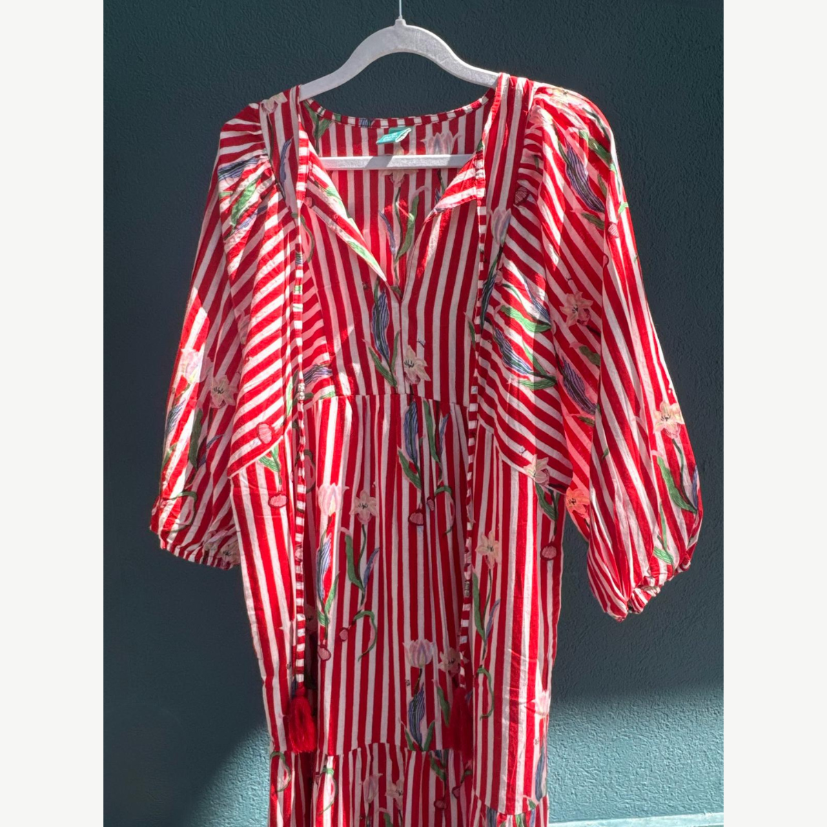 Vestido rojo de rayas