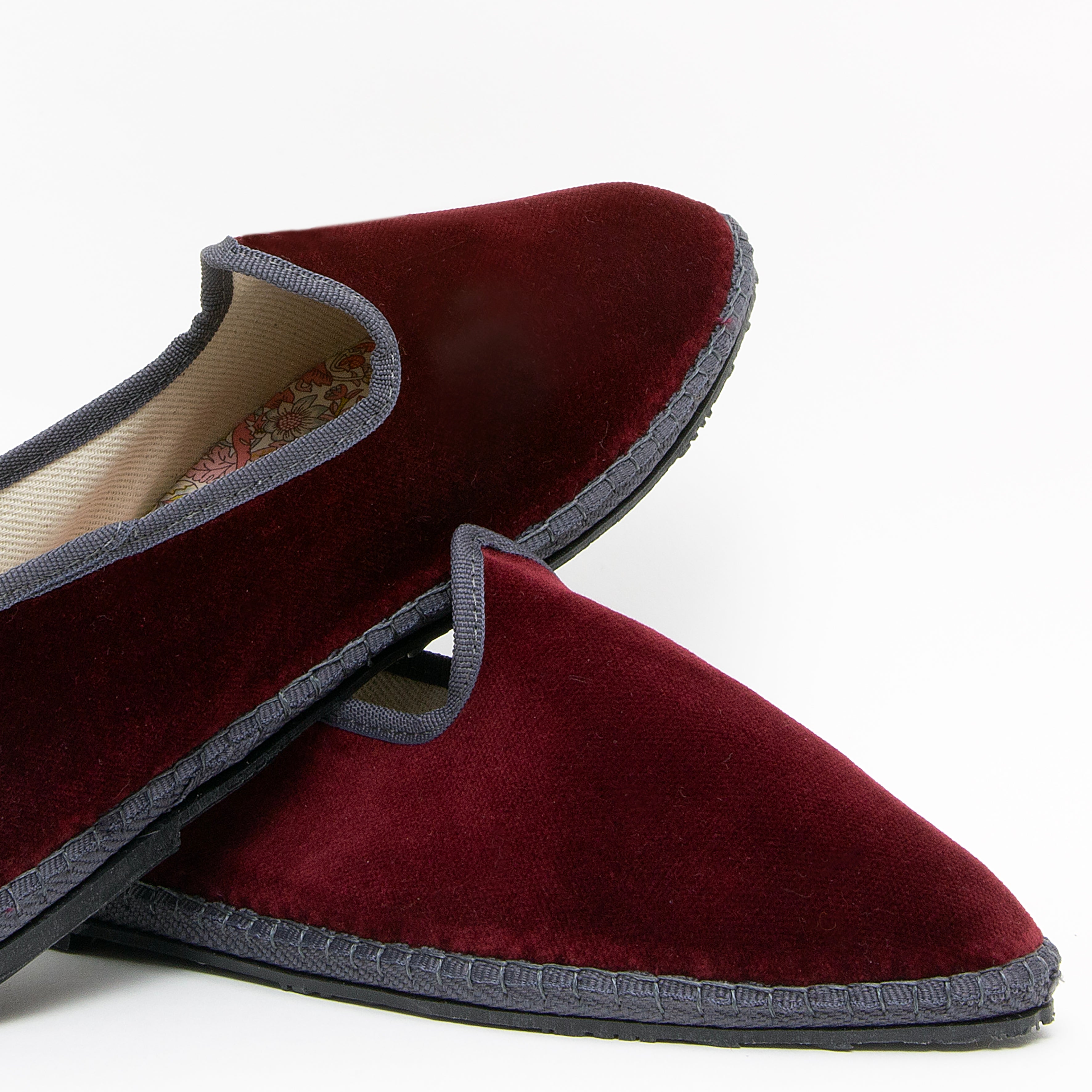 Aida Bordeaux Grigio - Cayumas