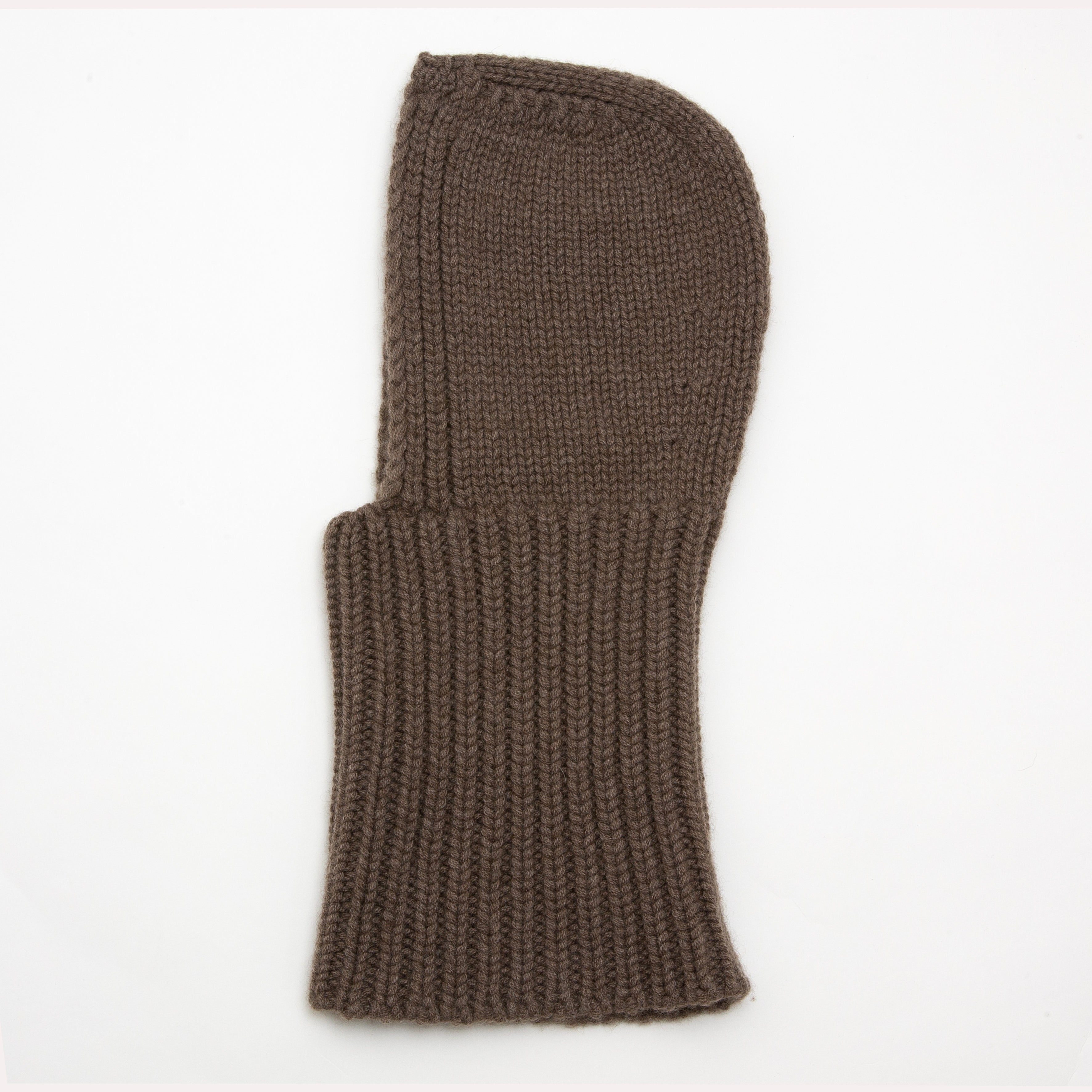 Balaclava_Marron_A_Alta.jpg